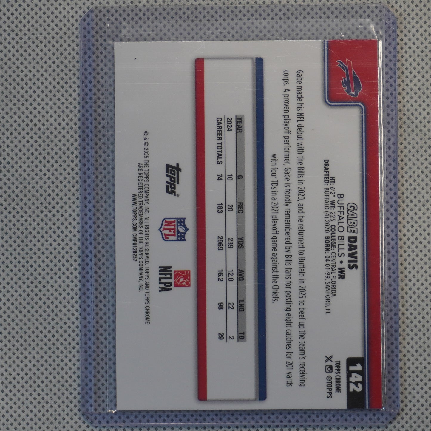 2025 Topps Chrome #142 Gabe Davis Ray Wave Refractor Buffalo Bills