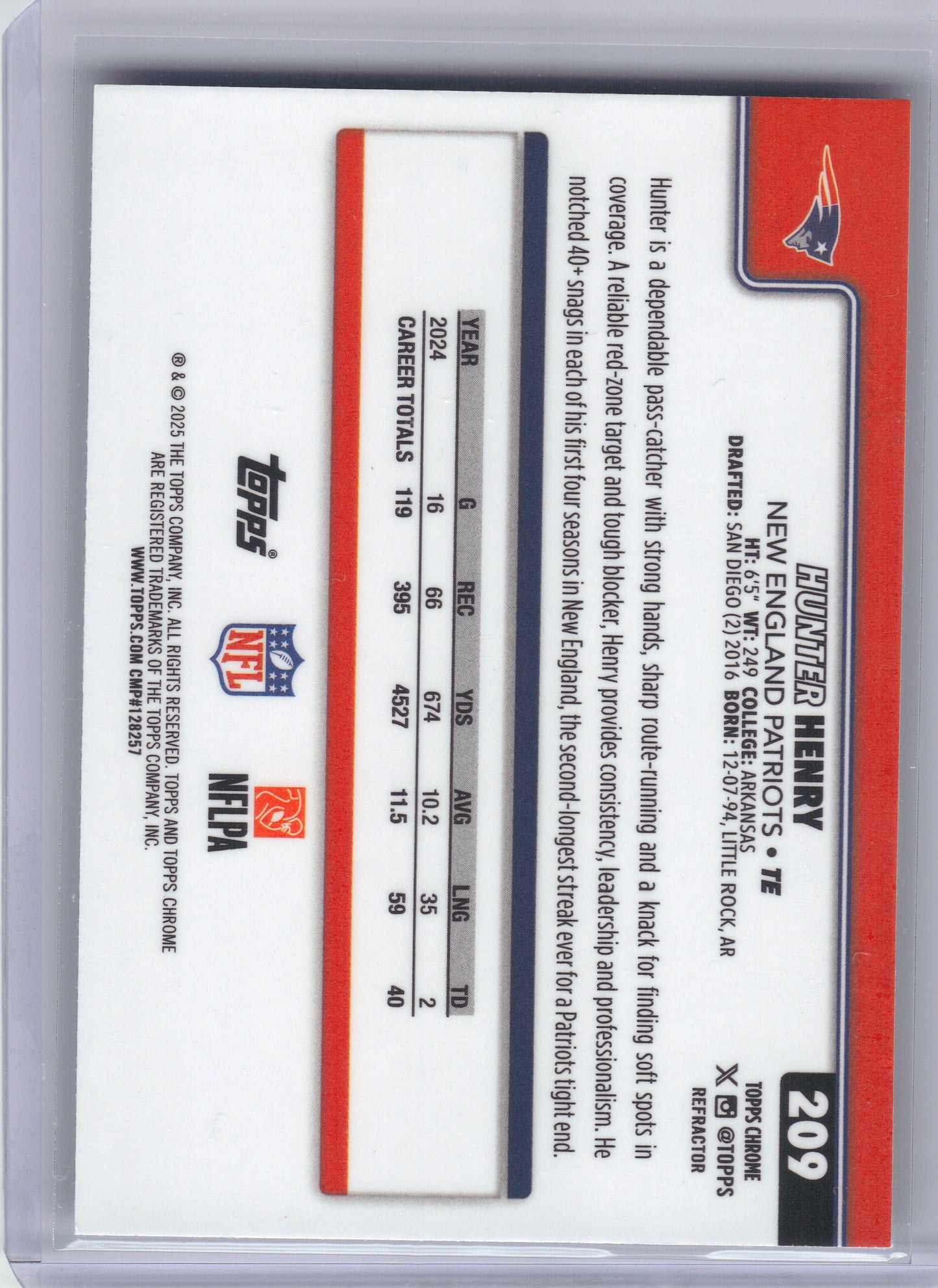 2025 Topps Chrome #209 Hunter Henry Refractor New England Patriots