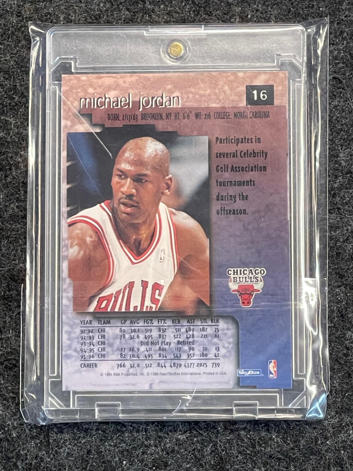 1996-97 SkyBox Premium #16 Michael Jordan Chicago Bulls HOF