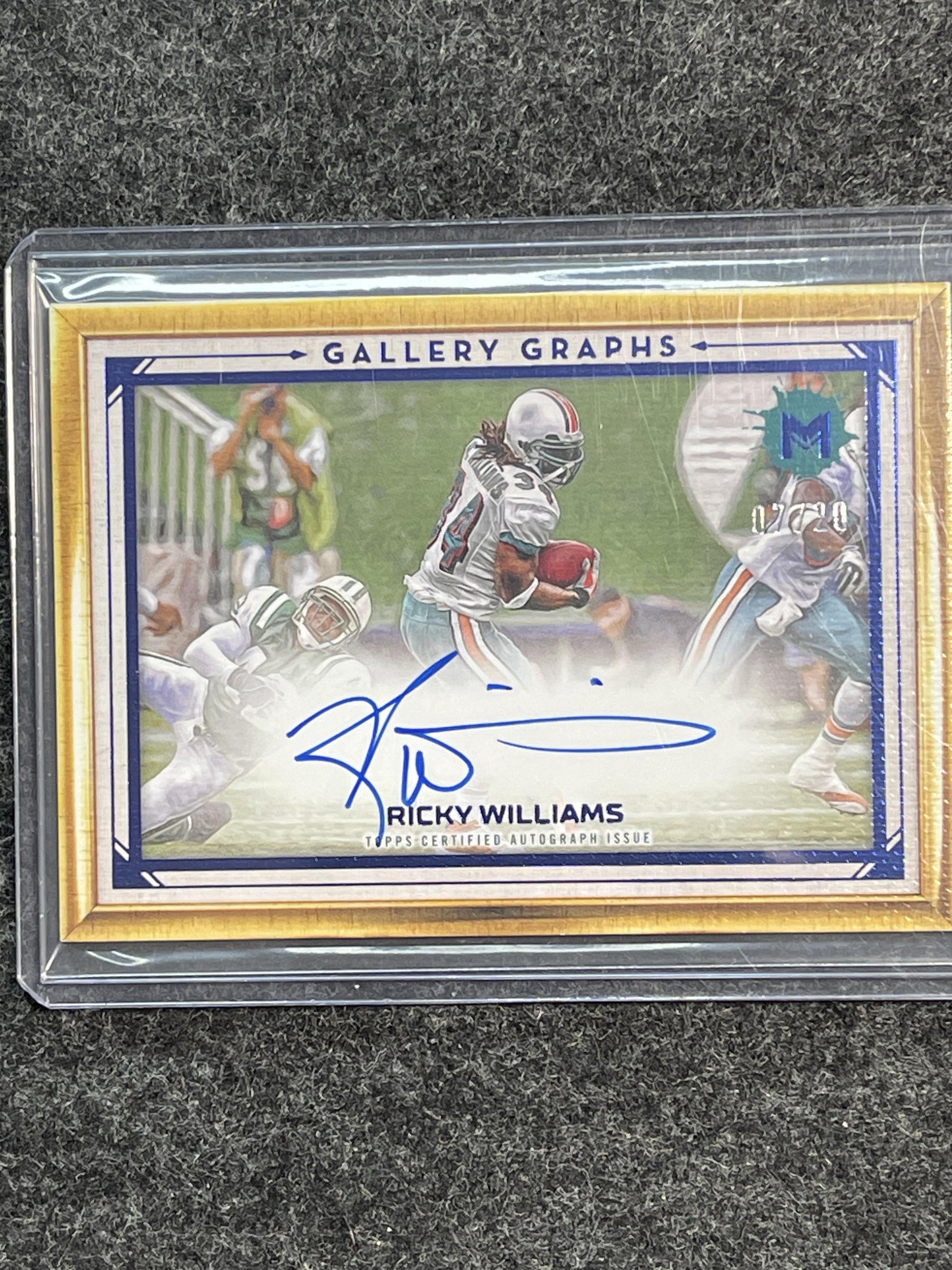 2023 Topps Motif #GG-RW Ricky Williams Gallery Graphs Blue #/20 Dolphins