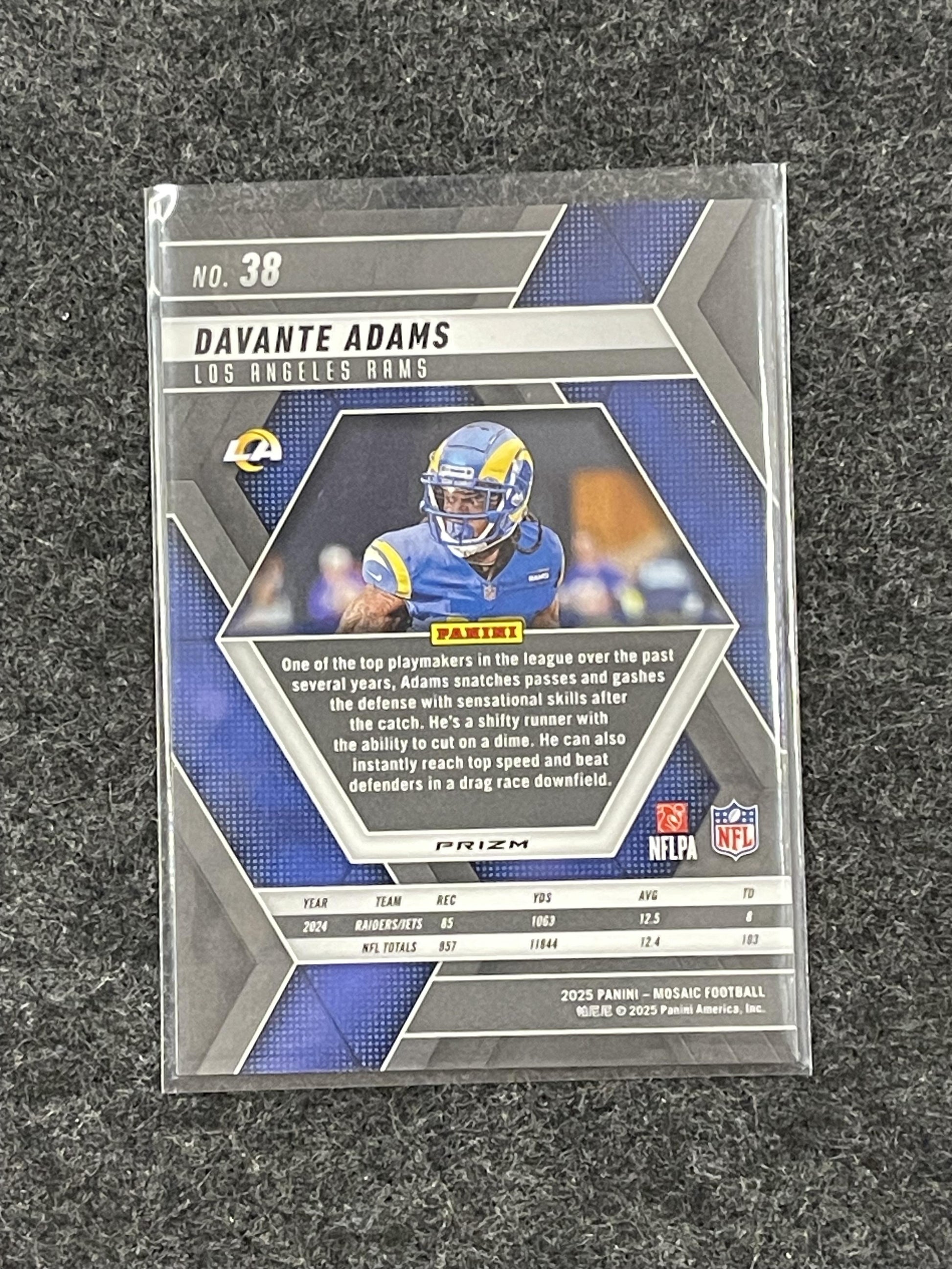 2025 Panini Mosaic #38 Davante Adams Silver Los Angeles Rams