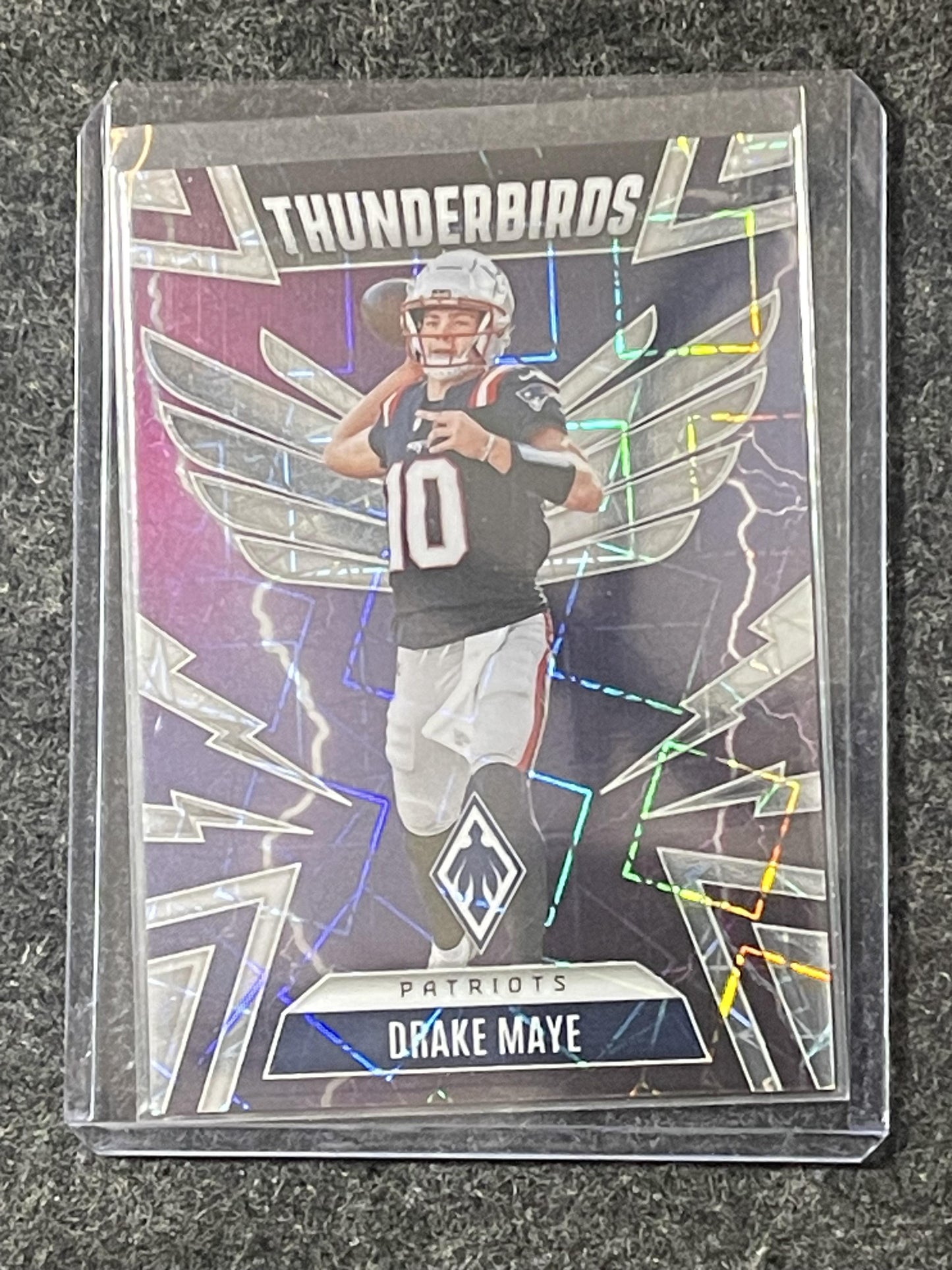 2025 Panini Phoenix #35 Drake Maye Thunderbirds Lazer Prizm #/149 Patriots