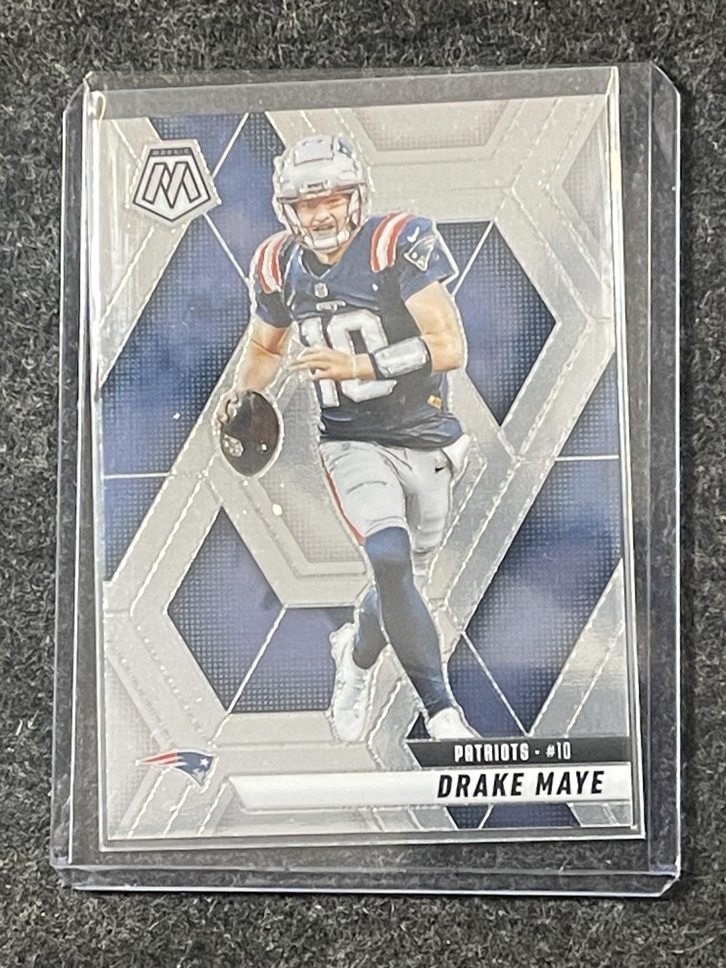 2025 Panini Mosaic #28 Drake Maye Silver New England Patriots