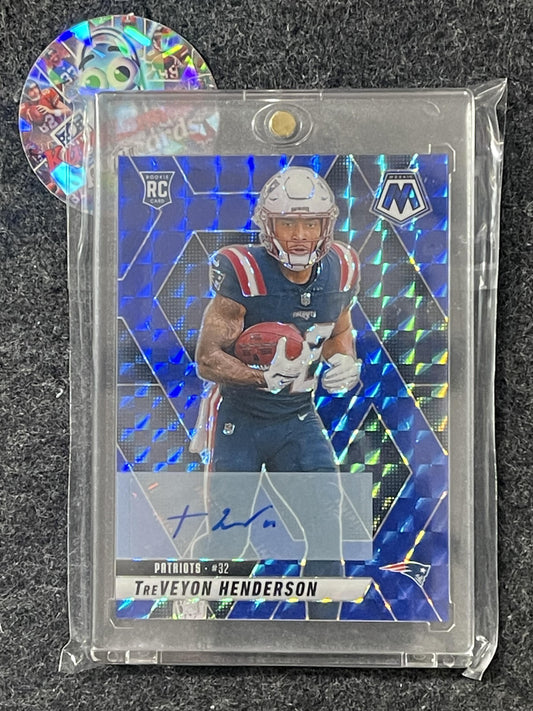 2025 Panini Mosaic #325 TreVeyon Henderson Rookie Autographs Mosaic Blue #/99 New England Patriots SN,RC,AU