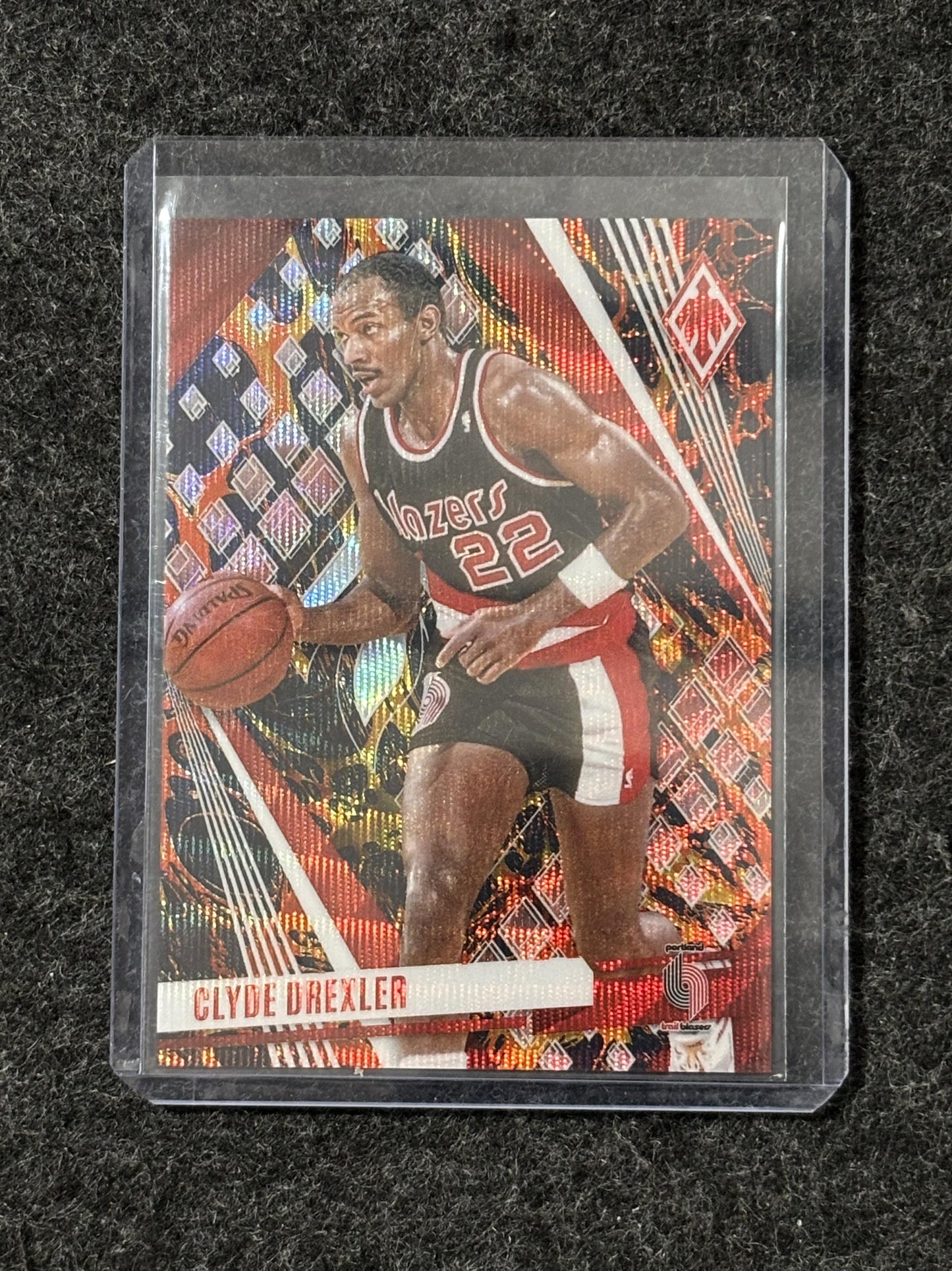 2023-24 Panini Phoenix #240 Clyde Drexler Lava #/75 Portland Trail Blazers SN