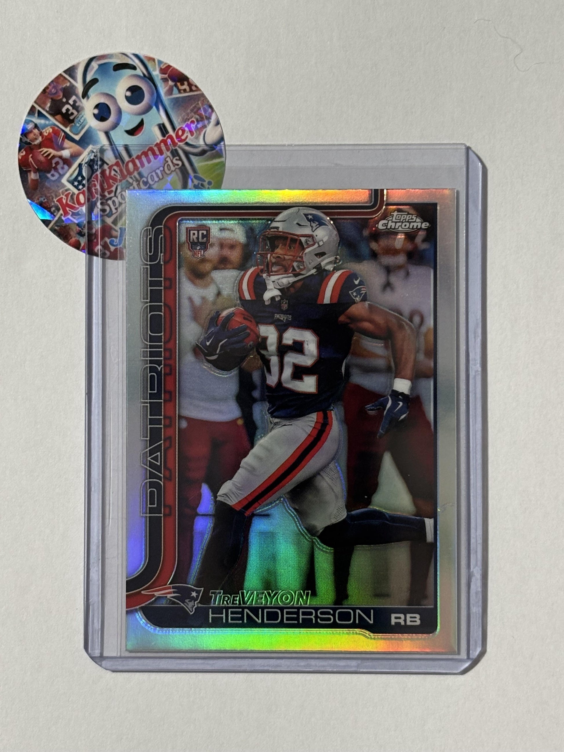 2025 Topps Chrome #328 TreVeyon Henderson Refractor New England Patriots RC