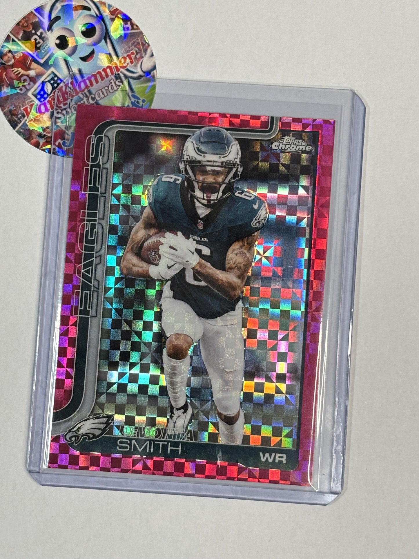 2025 Topps Chrome #244 DeVonta Smith Hot Pink X-Fractor Philadelphia Eagles