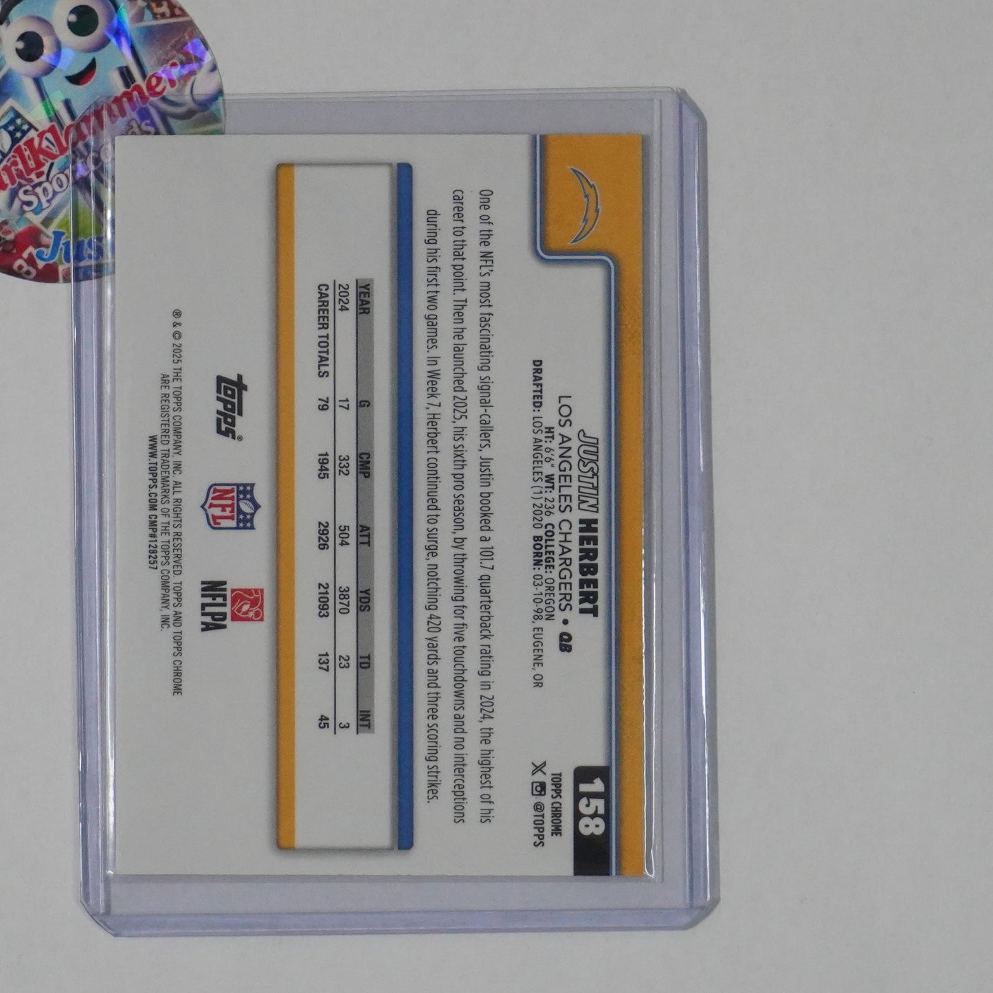 2025 Topps Chrome #158 Justin Herbert Hot Pink X-Fractor Los Angeles Chargers