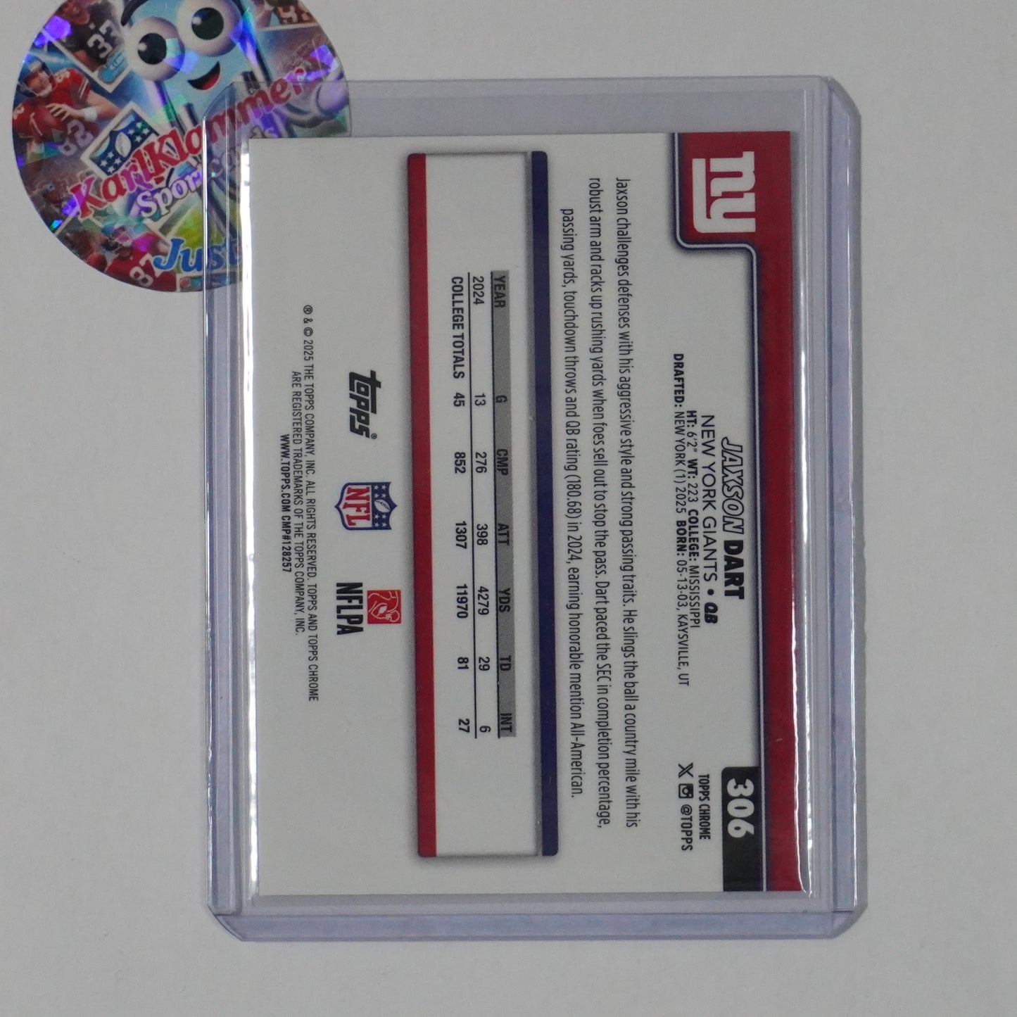 2025 Topps Chrome #306 Jaxson Dart Hot Pink X-Fractor New York Giants RC