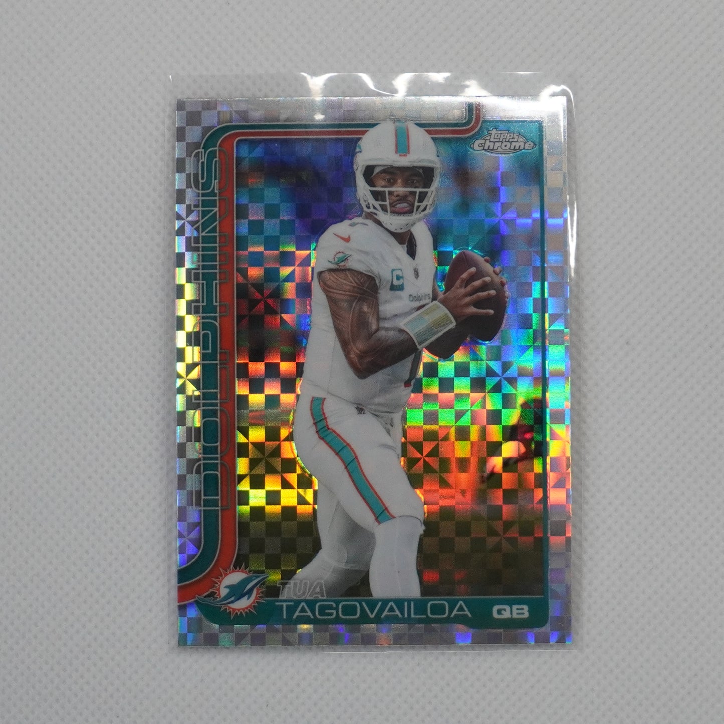 2025 Topps Chrome #187 Tua Tagovailoa X-Fractor Miami Dolphins