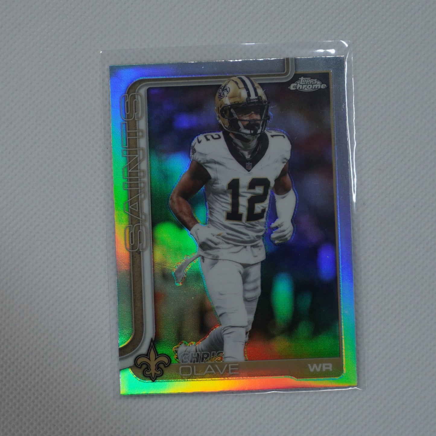 2025 Topps Chrome #216 Chris Olave Refractor New Orleans Saints