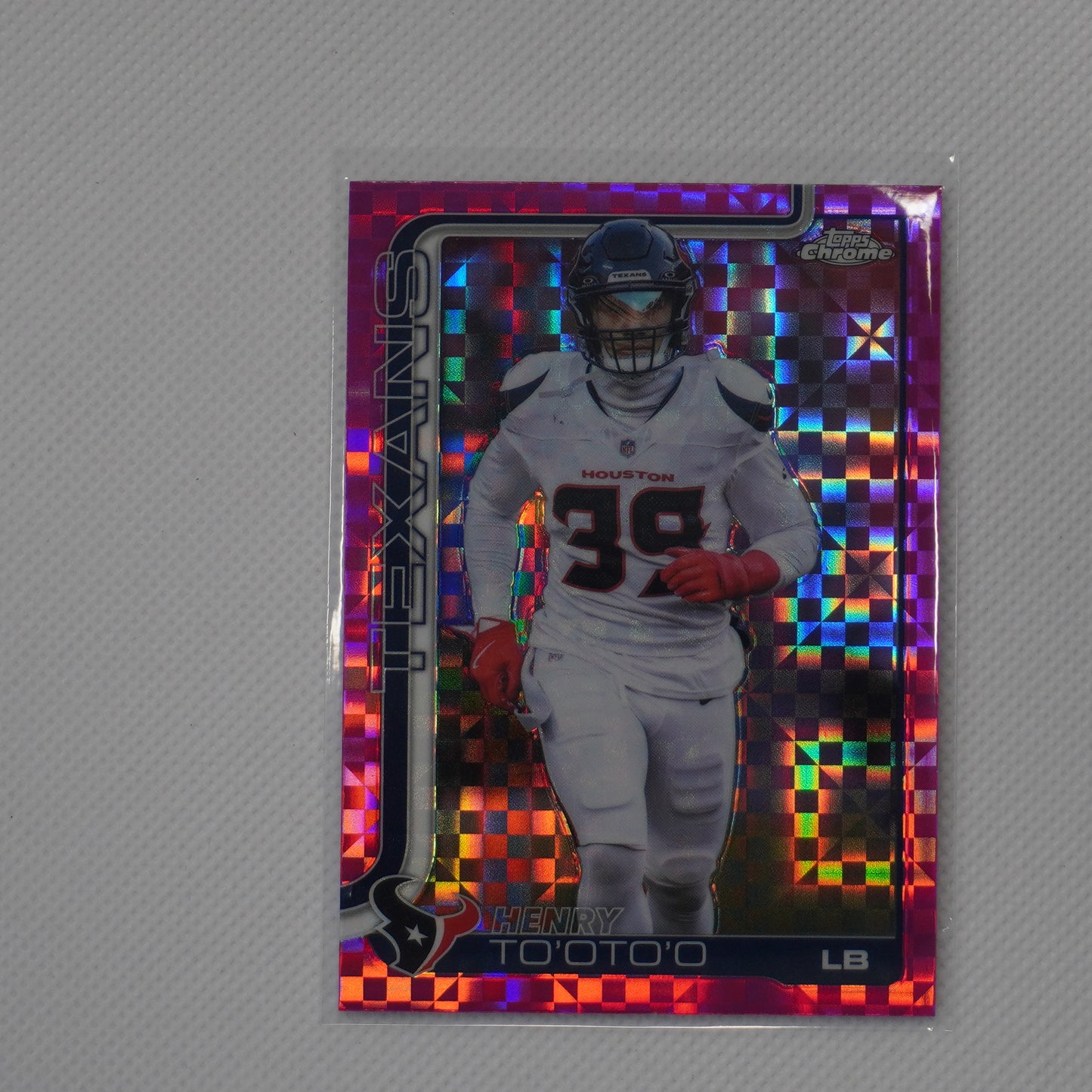 2025 Topps Chrome #122 Henry To'oTo'o Hot Pink X-Fractor Houston Texans