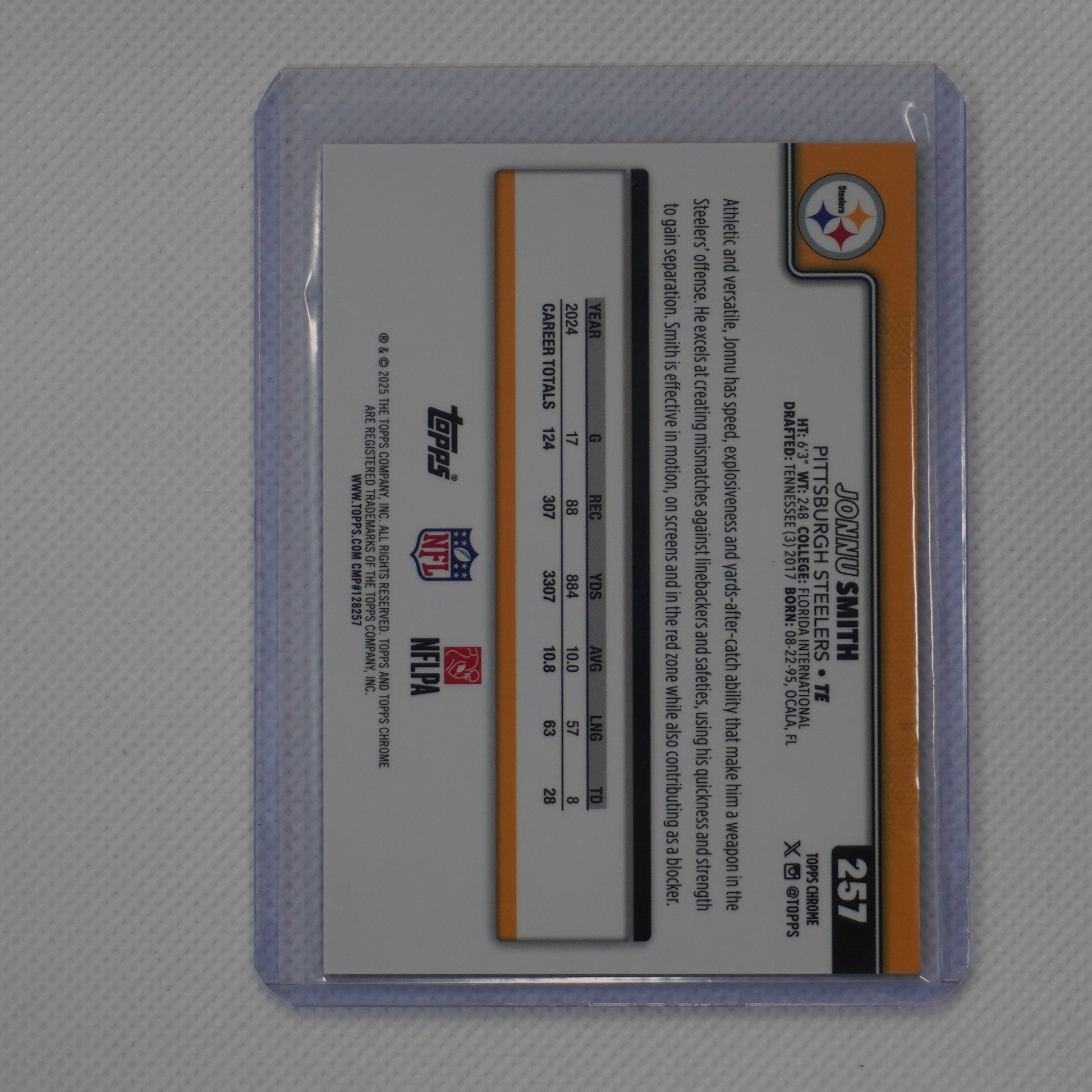 2025 Topps Chrome #257 Jonnu Smith Gold Wave Refractor #/50 Pittsburgh Steelers