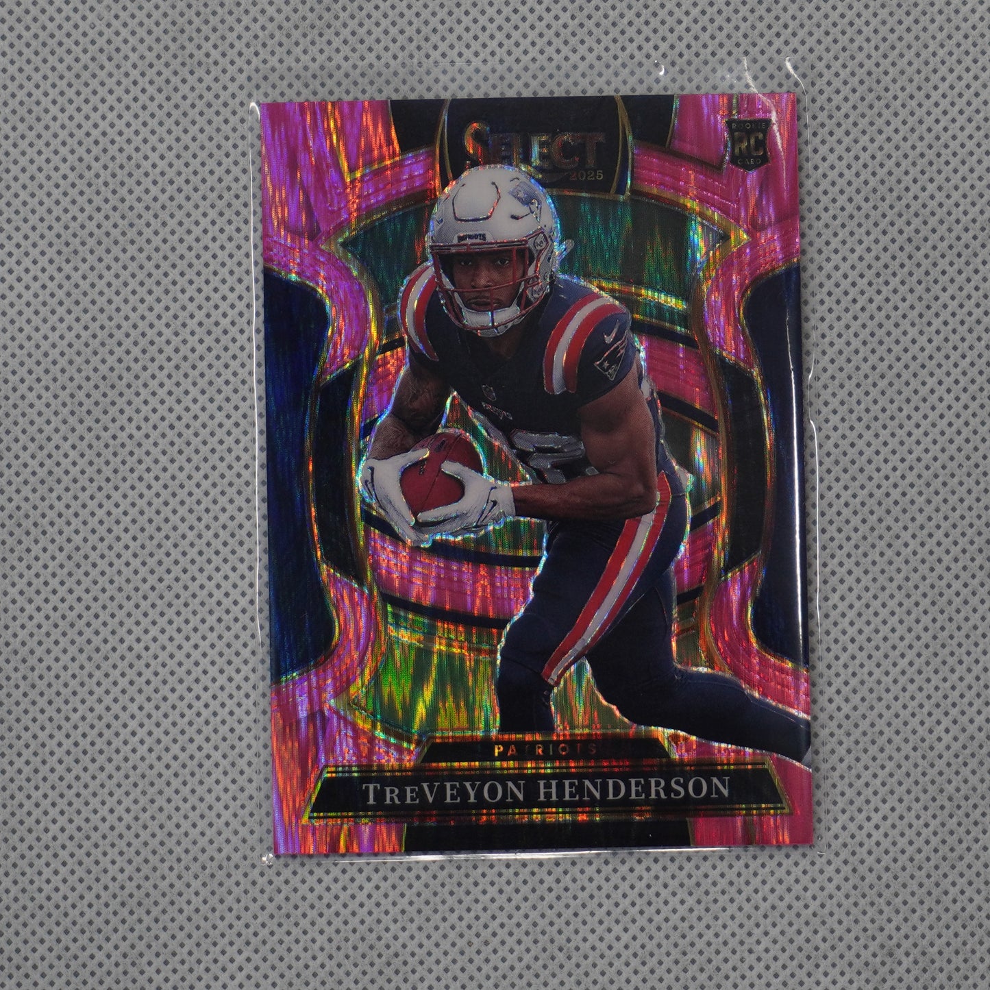 2025 Panini Select #78 TreVeyon Henderson Pink Prizm Shock Patriots RC