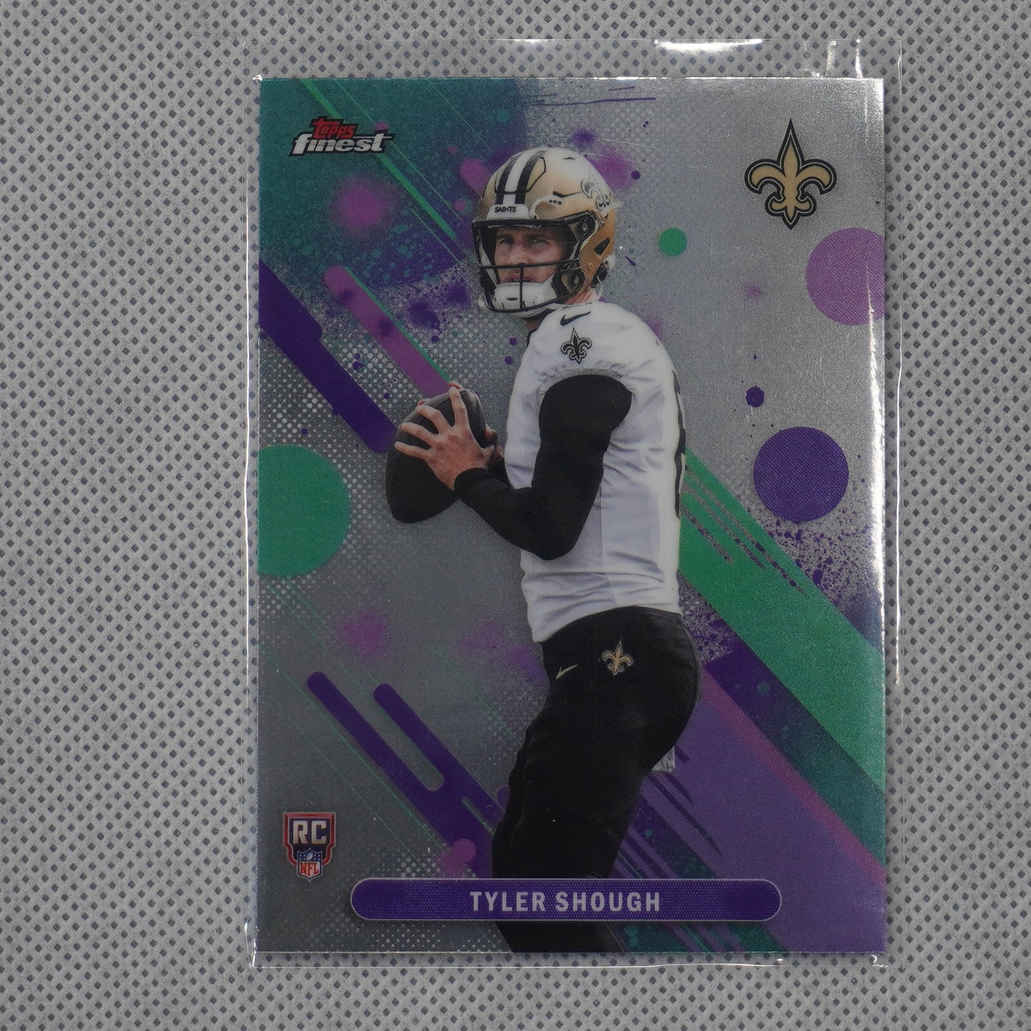2025 Finest #3 Tyler Shough New Orleans Saints RC