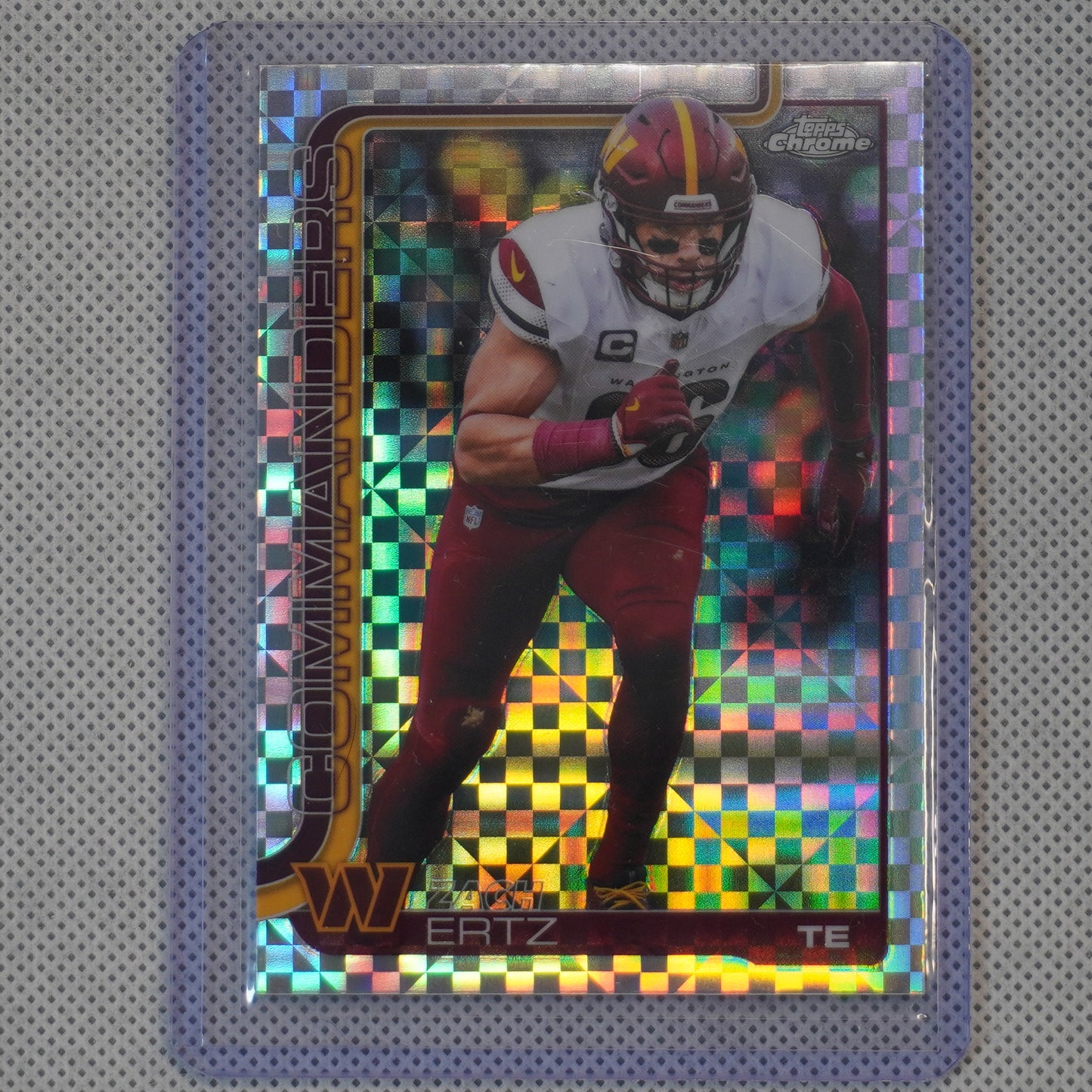 2025 Topps Chrome #297 Zach Ertz X-Fractor Washington Commanders