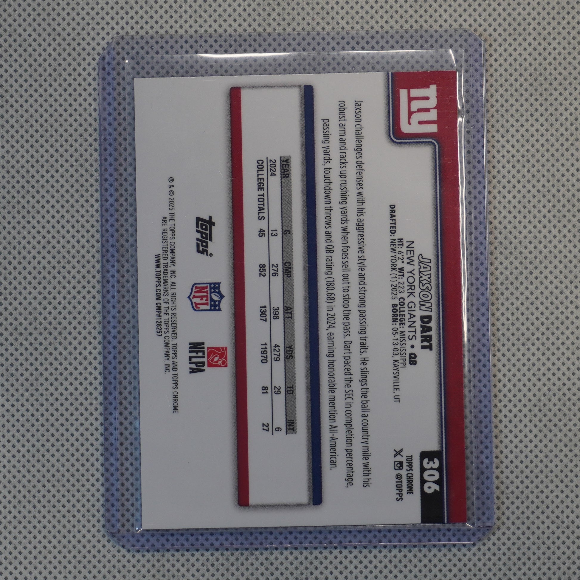 2025 Topps Chrome #306 Jaxson Dart Ray Wave Refractor New York Giants RC