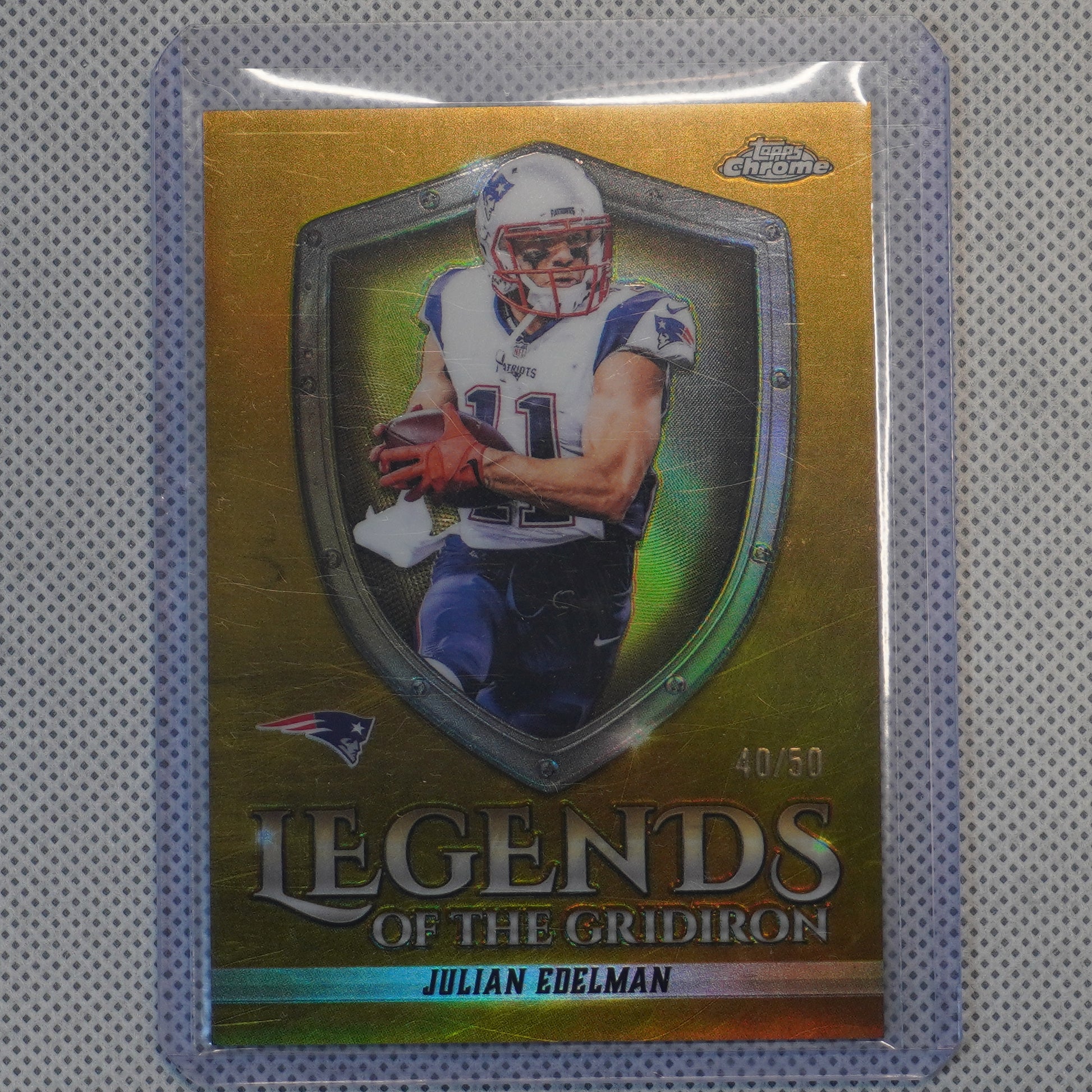 2025 Topps Chrome #LOG-24 Julian Edelman Legends of the Gridiron Gold Refractor #/50 New England Patriots SN