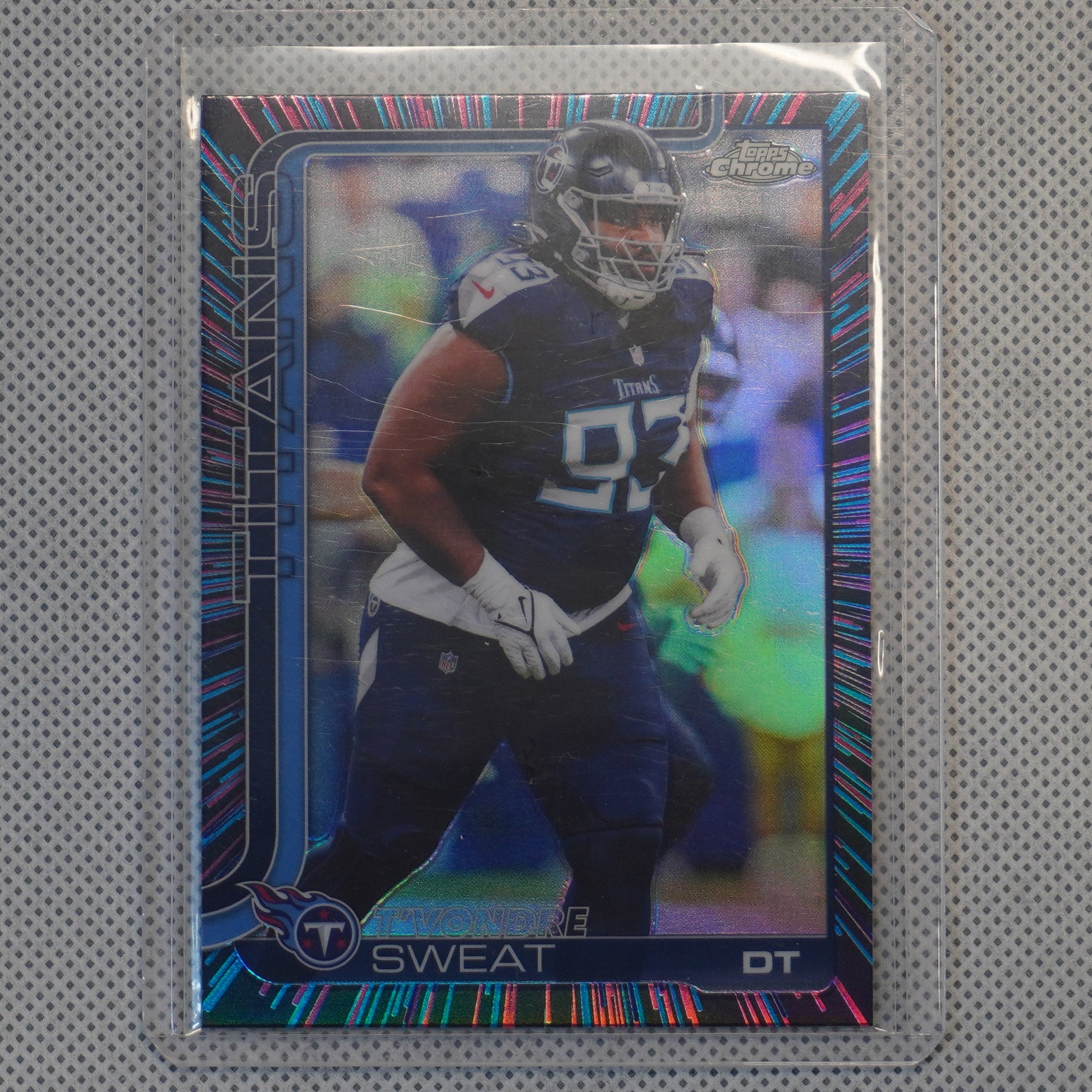 2025 Topps Chrome #292 T'Vondre Sweat Neon Pulse Refractor Tennessee Titans