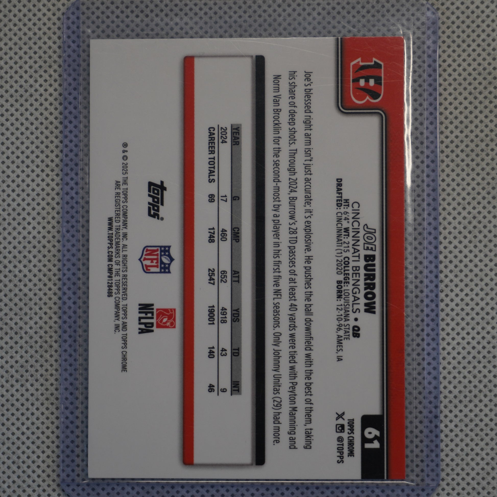 2025 Topps Chrome #61b Joe Burrow Variation Refractor Cincinnati Bengals