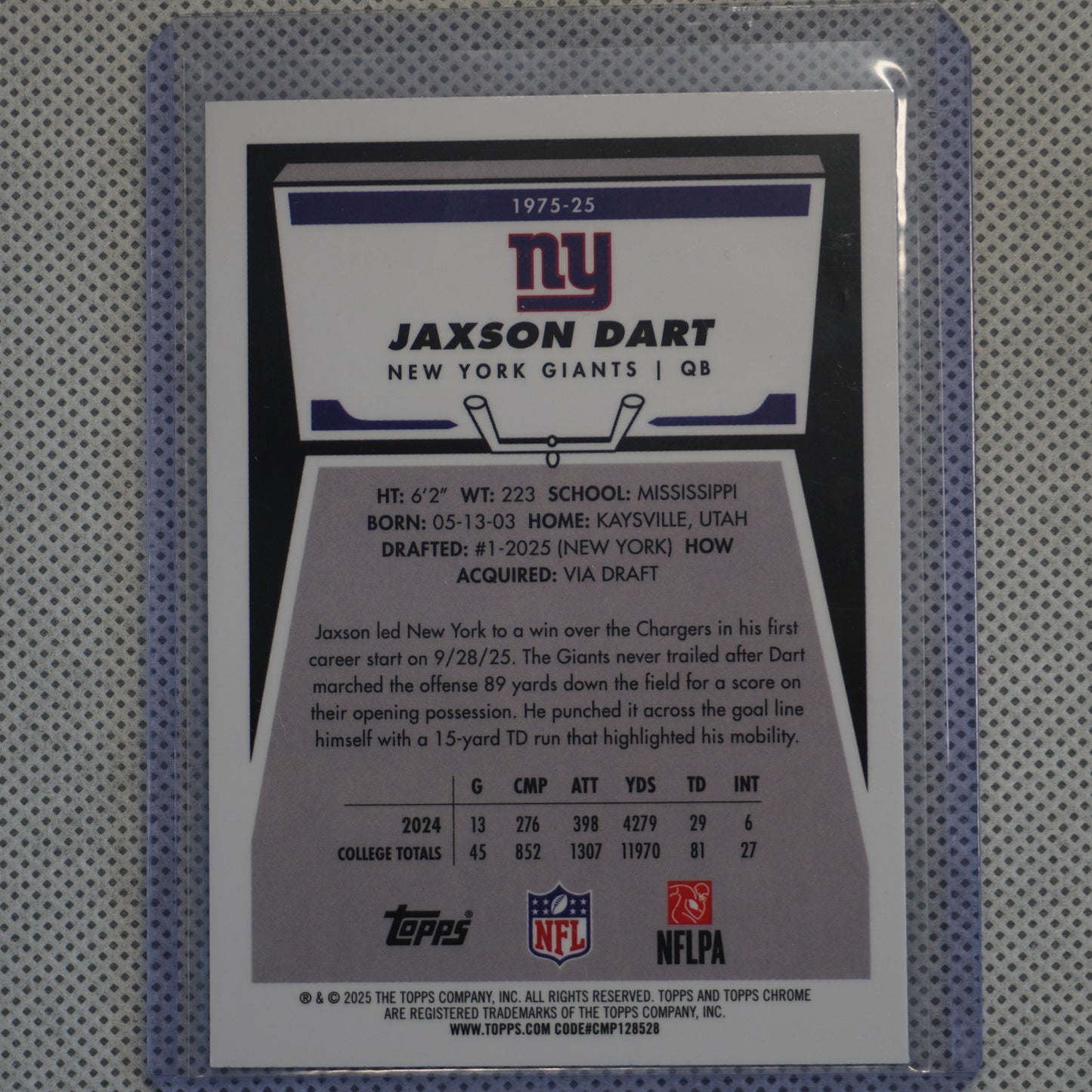2025 Topps Chrome #1975-25 Jaxson Dart 1975 Topps New York Giants