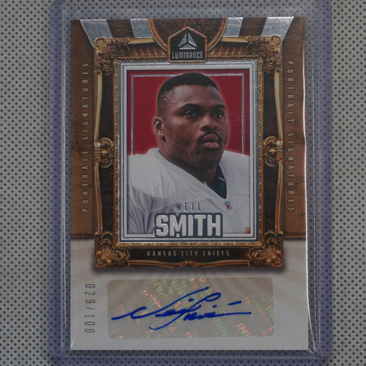 2024 Panini Luminance #PS-NSH Neil Smith Portrait Signatures #/100 Kansas City Chiefs SN,AU