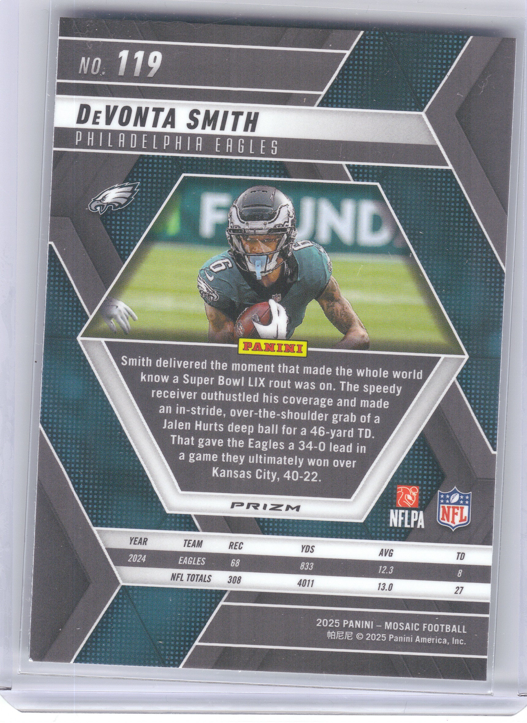 2025 Panini Mosaic #119 DeVonta Smith Mosaic Green Philadelphia Eagles