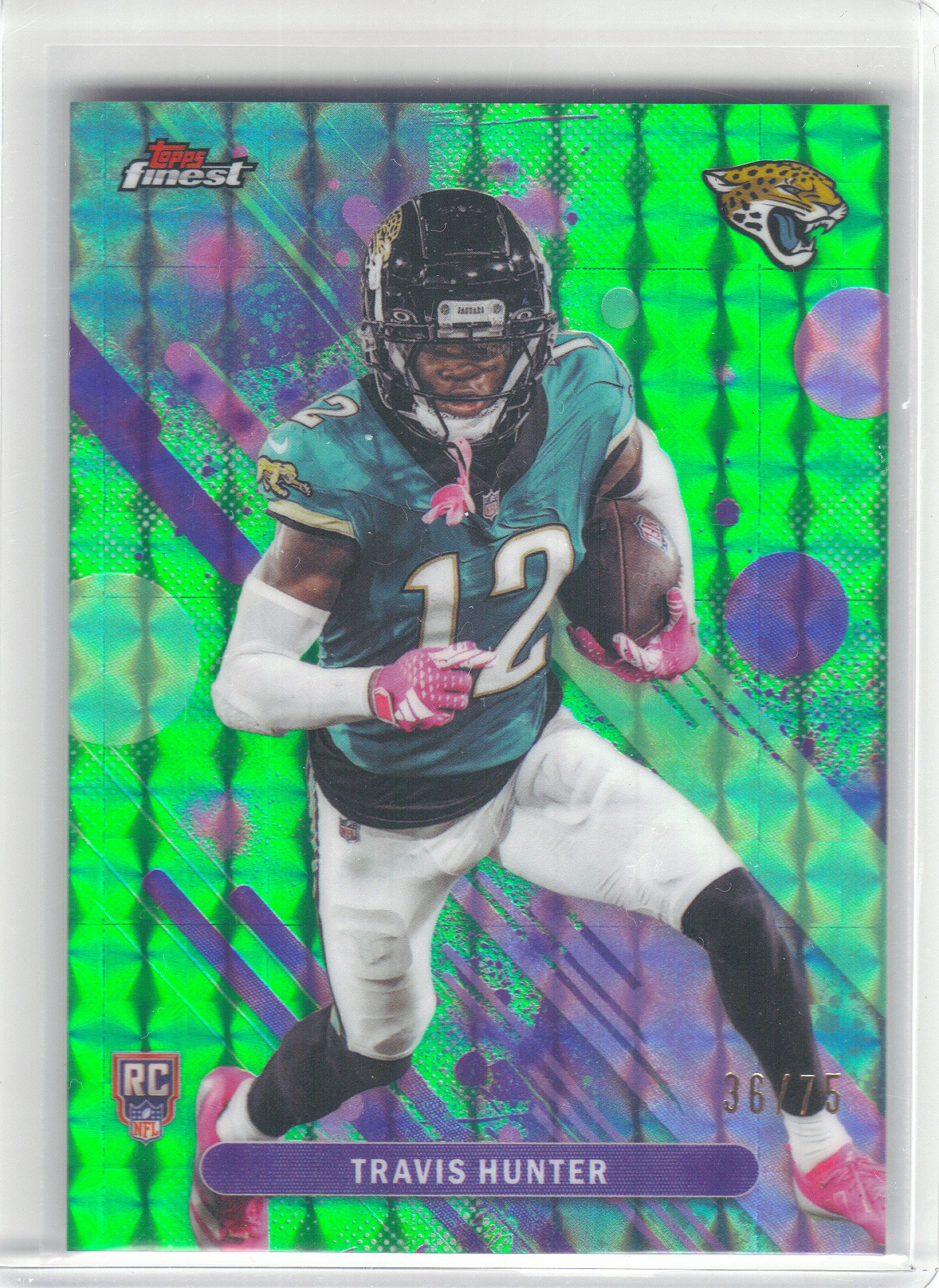 2025 Finest #22 Travis Hunter Green Refractor #/75 Jacksonville Jaguars SN,RC