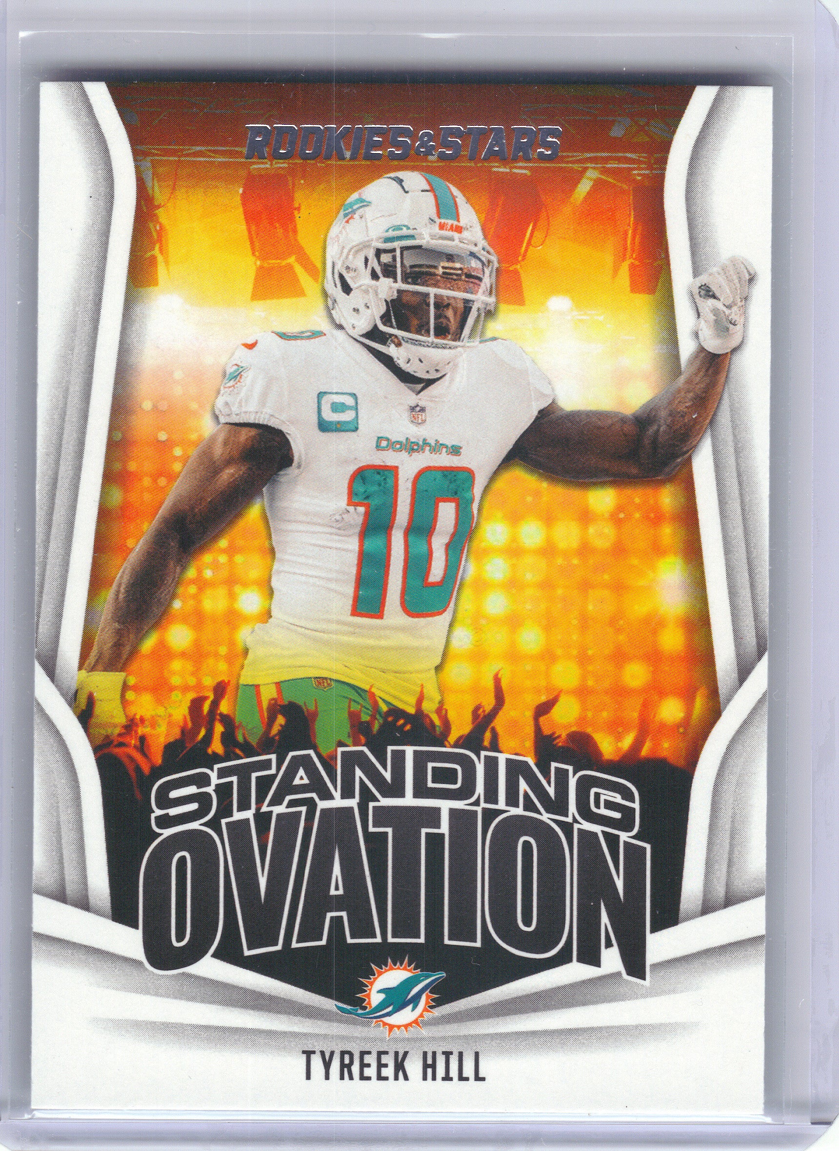 2023 Panini Rookies & Stars #SO-20 Tyreek Hill Standing Ovation Miami Dolphins