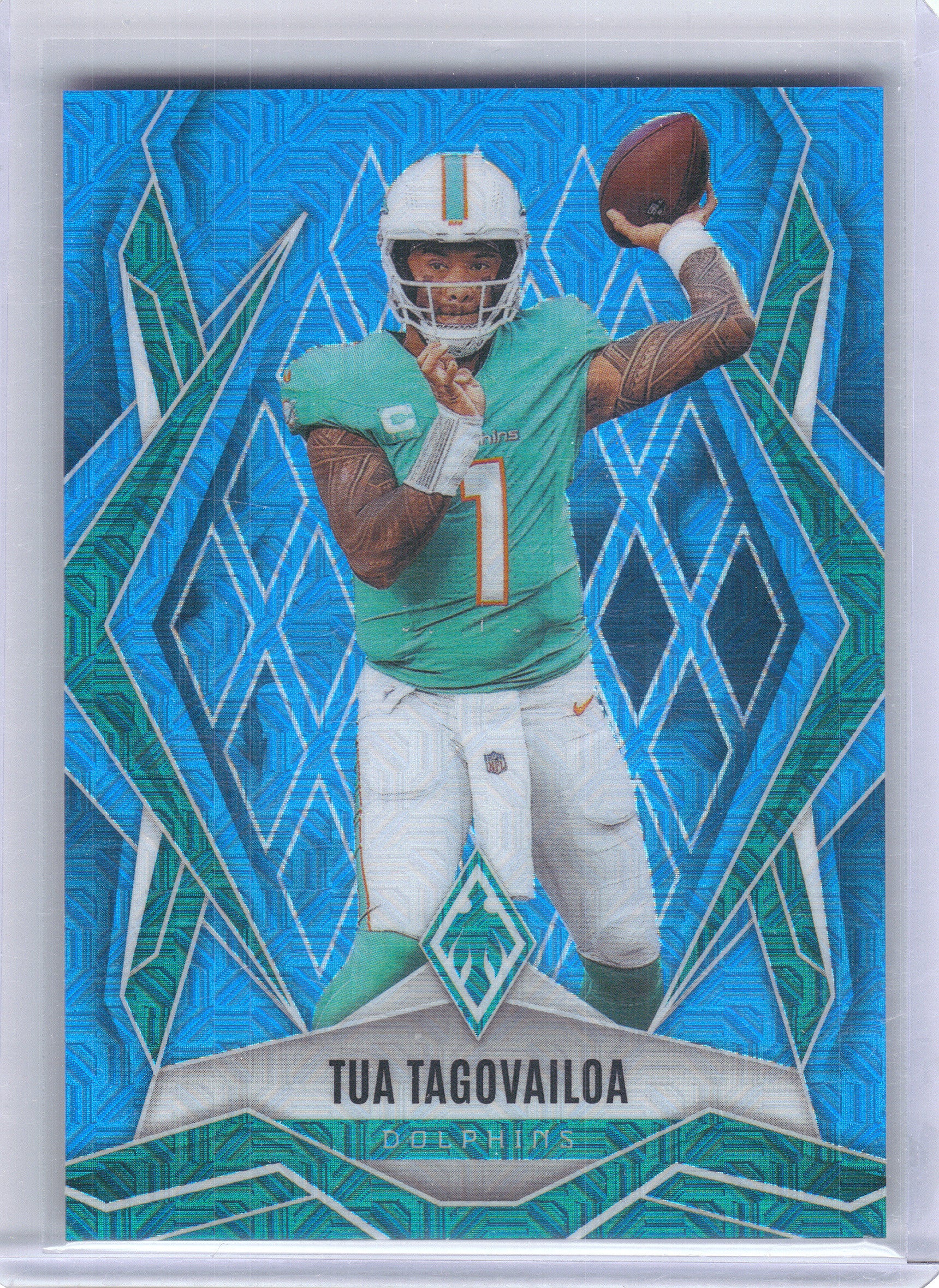 2025 Panini Phoenix #102 Tua Tagovailoa Miami Dolphins