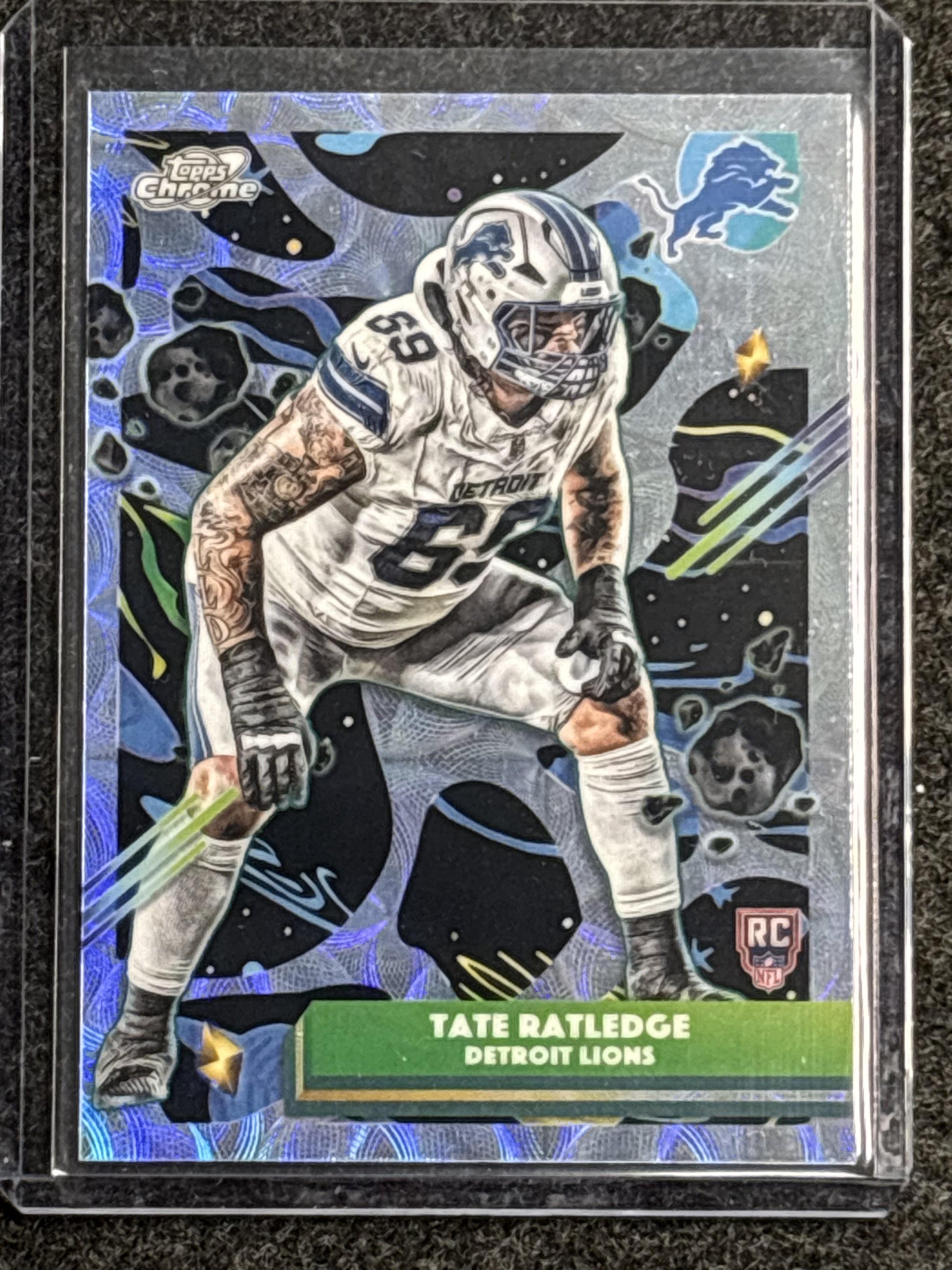 2025 Topps Chrome Cosmic #135 Tate Ratledge Nucleus Refractor Detroit Lions RC