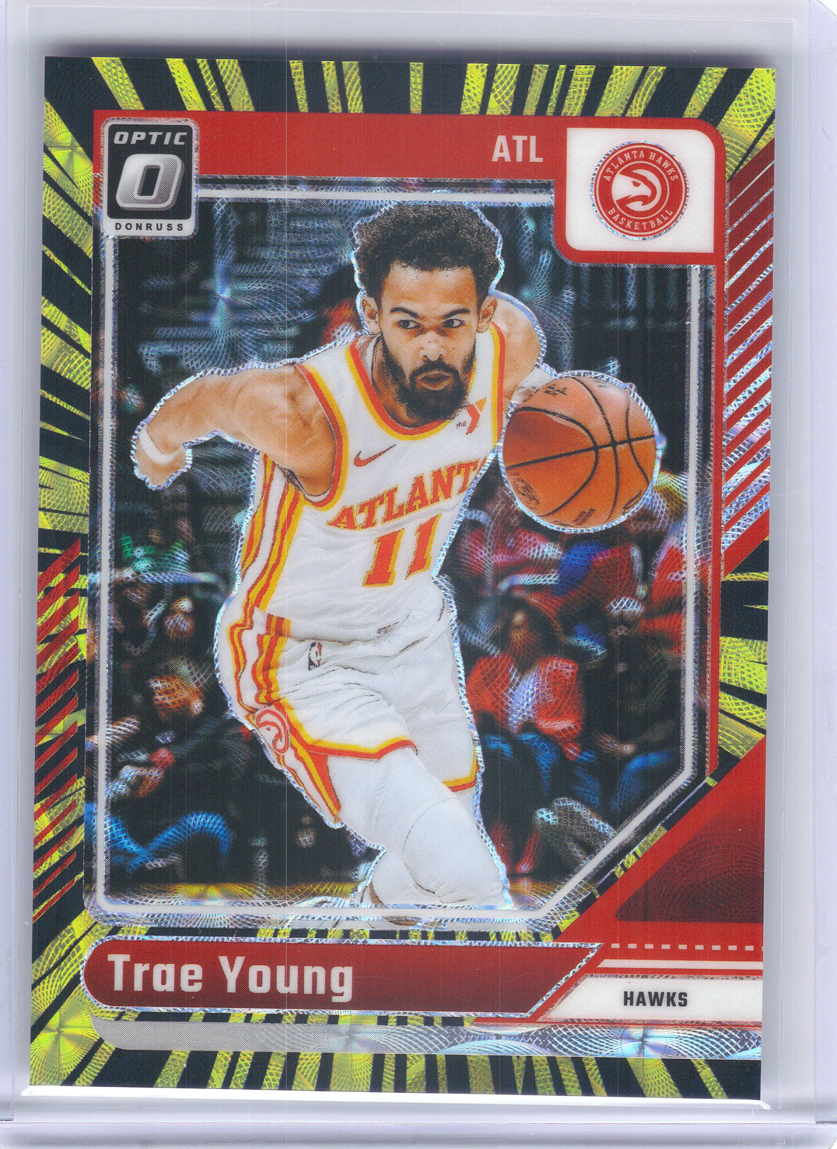 2024-25 Donruss Optic #186 Trae Young Electricity International #/75 Atlanta Hawks SN