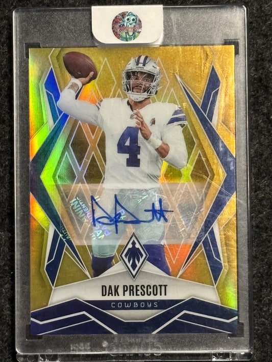 2025 Panini Phoenix #29 Dak Prescott Base Autographs Gold Prizm #/10 Dallas Cowboys SN, Auto
