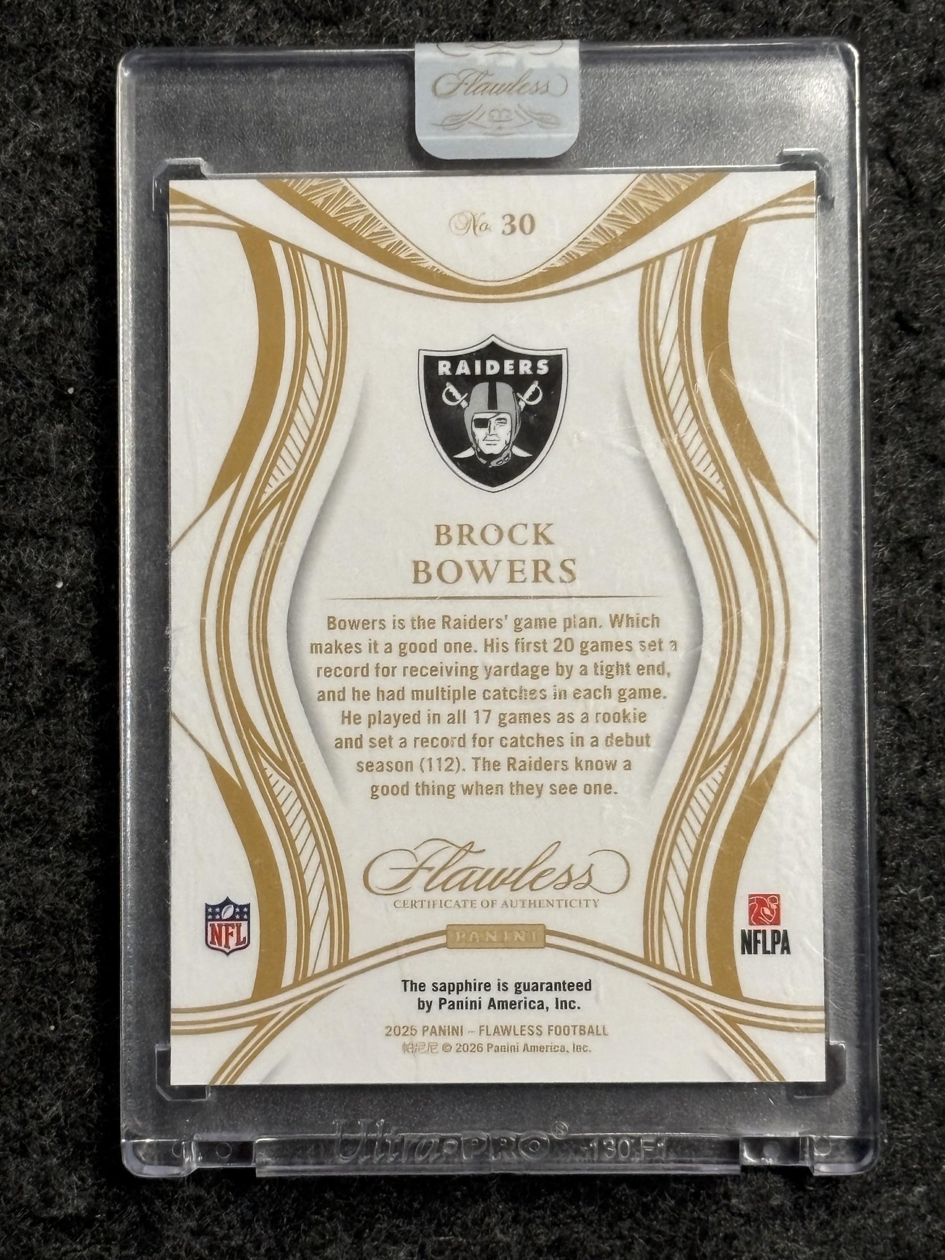 2025 Panini Flawless #30 Brock Bowers Sapphire #/20 Las Vegas Raiders SN