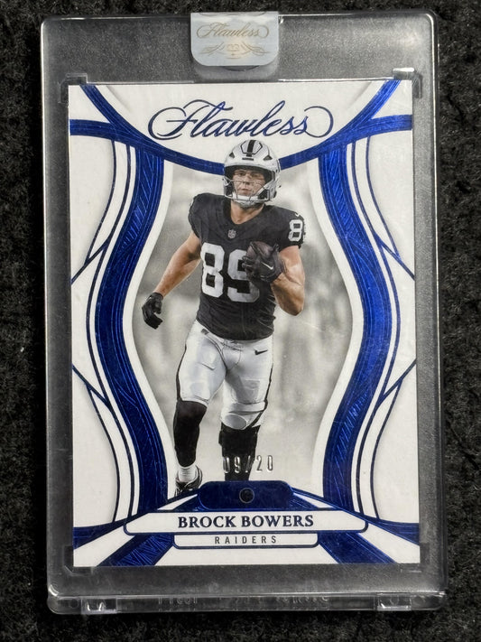 2025 Panini Flawless #30 Brock Bowers Sapphire #/20 Las Vegas Raiders SN