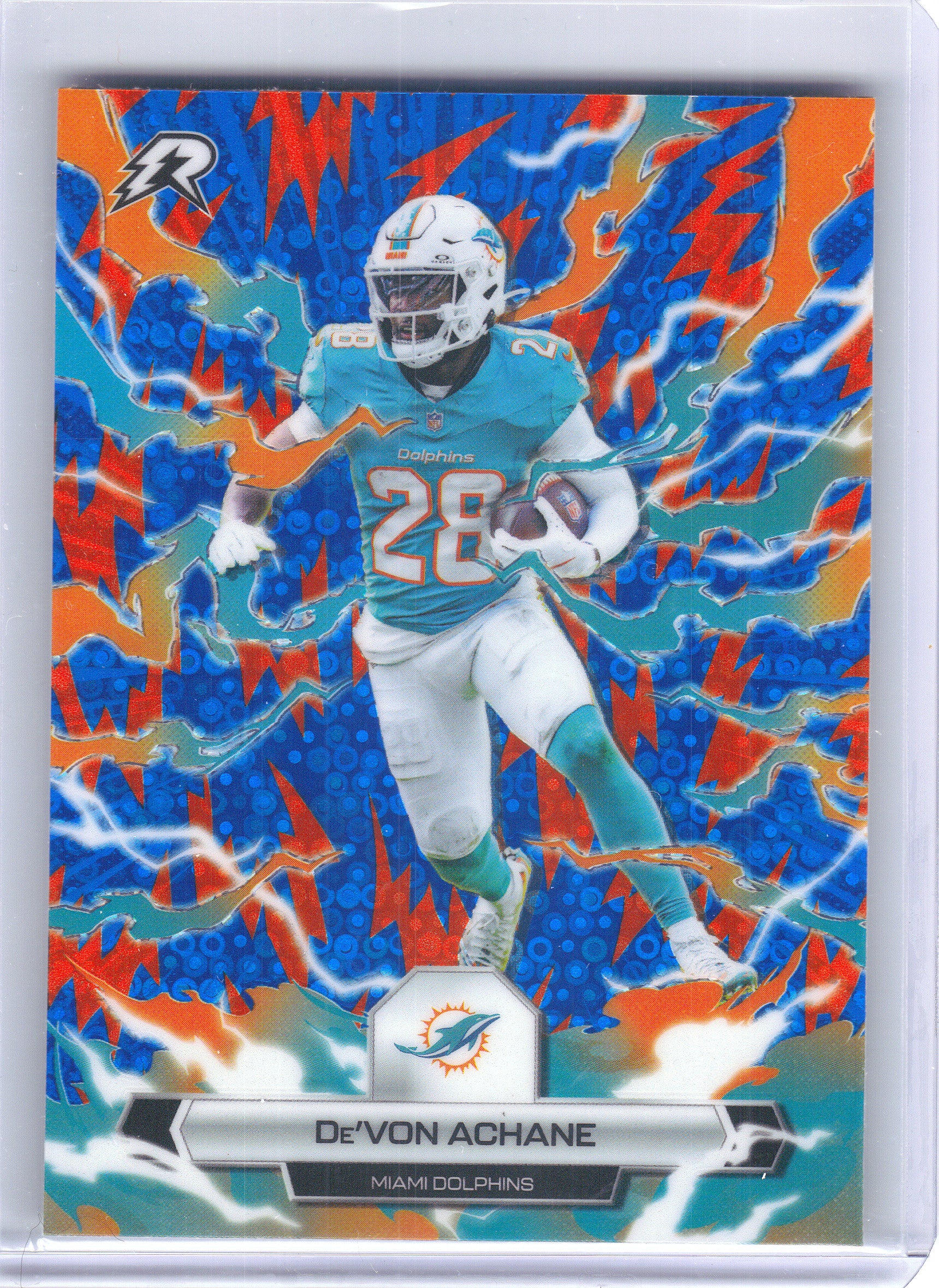 2025 Topps Resurgence #63 De’Von Achane Blue & Orange Spark Refractor Miami Dolphins