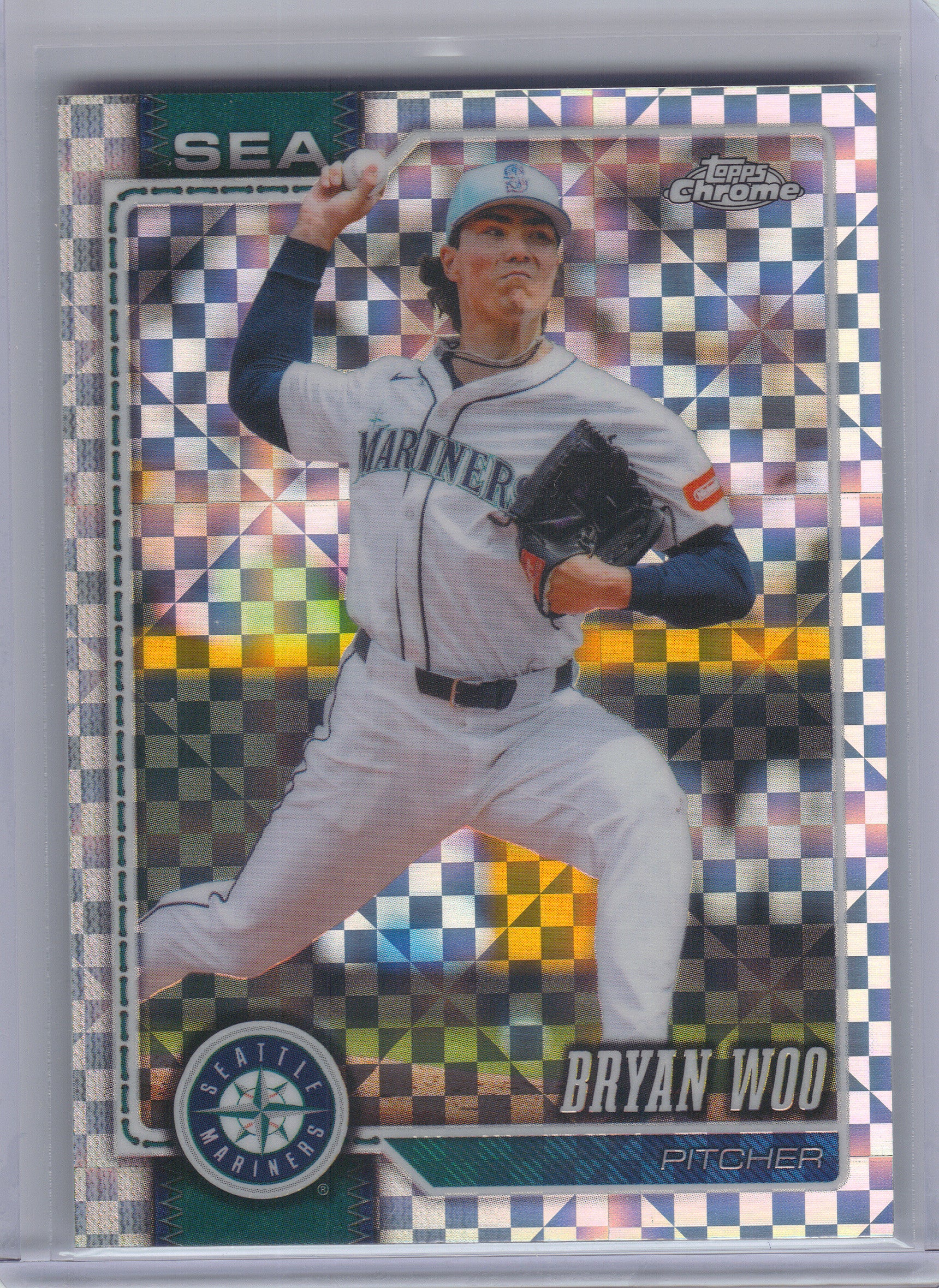 2026 Topps Chrome #31 Bryan Woo X-Fractors Seattle Mariners