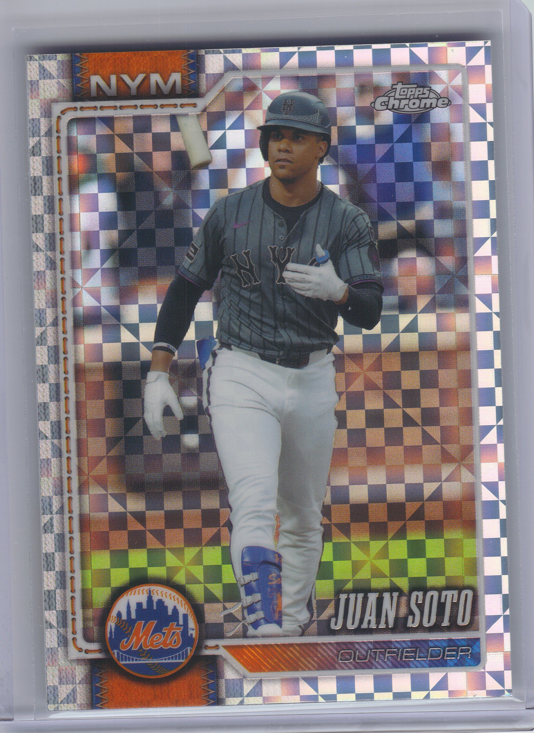 2026 Topps Chrome #17 Juan Soto X-Fractors New York Mets