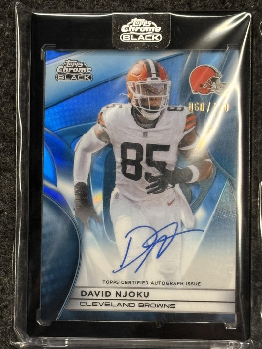 2025 Topps Chrome Black #AU-DN David Njoku Autographs Blue Refractor #/150 Cleveland Browns SN, AU